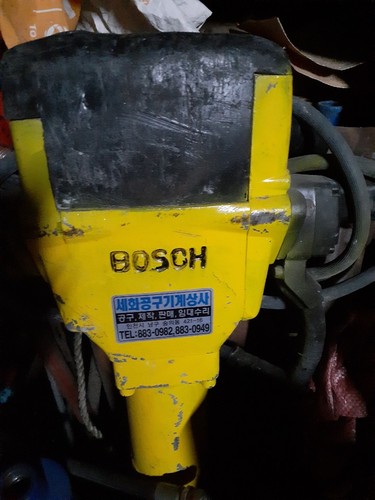 [중고] 보쉬 뿌레카 220V (신품가 220만원)